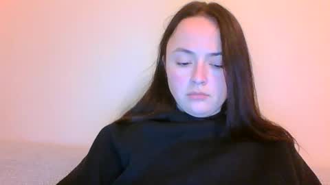 Snapshot of emily_morning_dew chatting on January 30, 5:39 pm emily_morning_dew online show from January 30, 5:39 pm