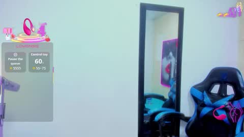       online show from December 13, 7:53 pm