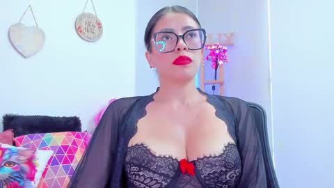 Emily online show from January 13, 9:22 pm