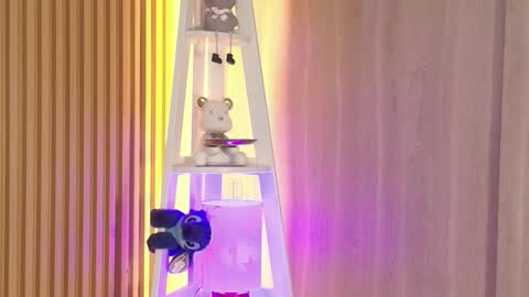 Emily online show from January 14, 12:46 pm