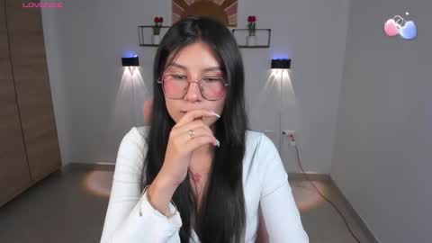 Emi online show from February 3, 10:25 pm