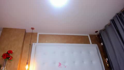 Snapshot of emilyadams0 chatting on February 26, 10:26 pm emilyadams0 online show from February 26, 10:26 pm