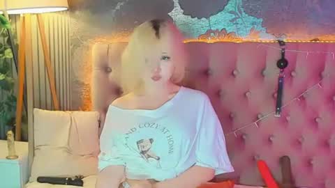 Baby Emelli online show from August 3, 9:15 am