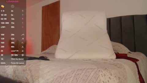 Emily online show from September 24, 6:58 pm