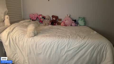 emilyfawn online show from October 16, 3:39 am