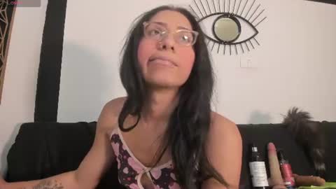 Emily online show from July 27, 11:51 am