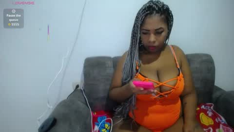 Emilyhines online show from April 24, 10:56 pm