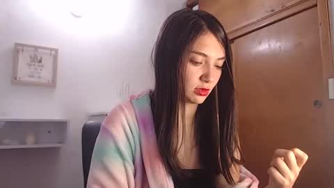 Emily Jang online show from February 9, 8:43 am