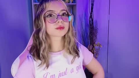 VALEEEN online show from October 23, 4:52 pm