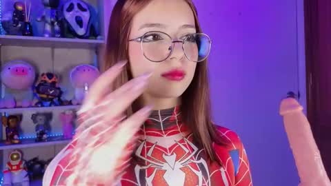 VALEEEN online show from November 5, 4:31 pm