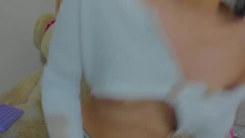 EMI online show from March 14, 4:22 pm