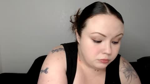 Emily Bankz online show from December 22, 7:21 pm