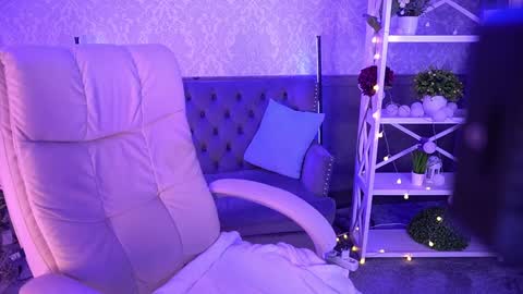  MY NAME IS Emily WELCOME EVERYONE I WILL BE HAPPY TO GIVE YOU WHAT YOU HAVE DREAMED OF FOR SO LONG online show from February 8, 9:46 pm