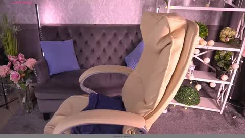  MY NAME IS Emily WELCOME EVERYONE I WILL BE HAPPY TO GIVE YOU WHAT YOU HAVE DREAMED OF FOR SO LONG online show from March 1, 9:59 pm