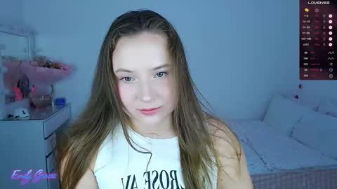 Snapshot of emilyxgrasez chatting on September 13, 12:13 am Emily online show from September 13, 12:13 am