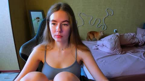 Emily online show from February 21, 10:07 am