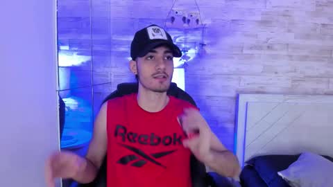 emir_ozan online show from February 10, 8:12 pm