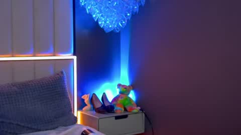 emisterling online show from July 14, 10:21 am