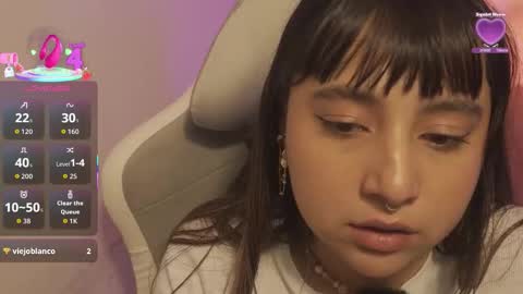 emma online show from December 1, 8:07 pm