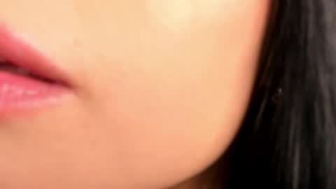 Emma online show from April 9, 8:58 pm