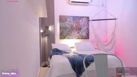 Alice online show from November 3, 12:06 pm