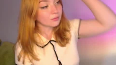Emma and July online show from June 8, 9:16 pm
