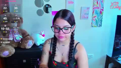 emma_boo_ online show from June 12, 4:50 pm