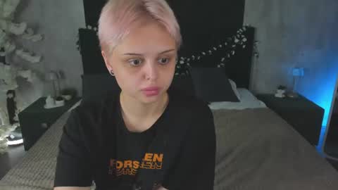 Emma online show from July 25, 1:47 am