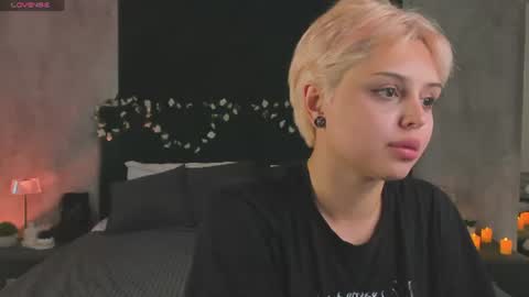Emma online show from July 29, 9:42 am