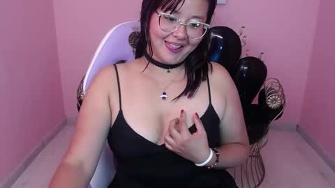 Emma burt online show from January 15, 9:34 pm