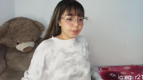 emma_grayys online show from February 12, 5:22 am