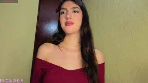 Emma 3 online show from April 15, 11:38 pm