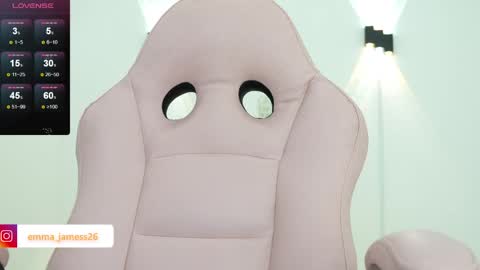 emma_jamess online show from March 30, 4:45 am