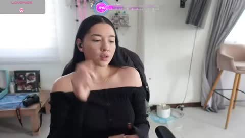 emma_johnson_ online show from July 28, 2:24 pm