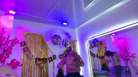 Emma  online show from December 18, 11:16 am