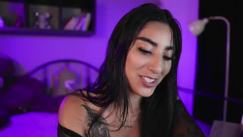 Emma online show from March 8, 1:39 am