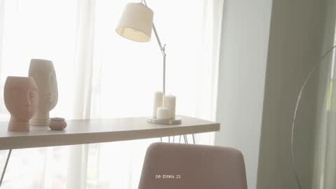 emma_lu1 online show from April 2, 3:52 pm