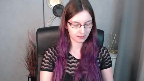 Snapshot of emma_lust94 chatting on January 15, 10:06 am emma online show from January 15, 10:06 am