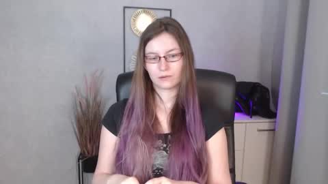 Snapshot of emma_lust94 chatting on September 18, 5:44 am emma online show from September 18, 5:44 am