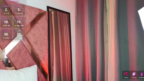 EMMA REVEES  online show from March 31, 5:52 am