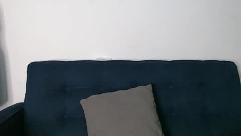 emma_saens online show from November 5, 9:11 am