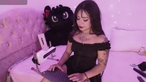 EMMA  online show from June 26, 11:32 pm