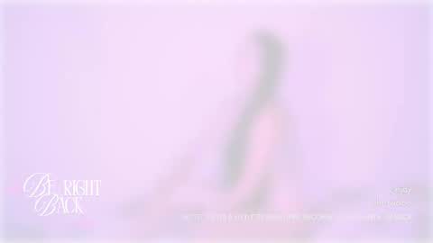 emma_whitee_ online show from November 4, 1:12 pm