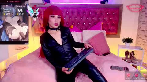 neko  online show from November 8, 9:51 pm