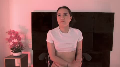 Emma online show from July 10, 11:48 am