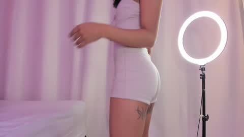 emmaclark_1 online show from November 24, 10:52 pm