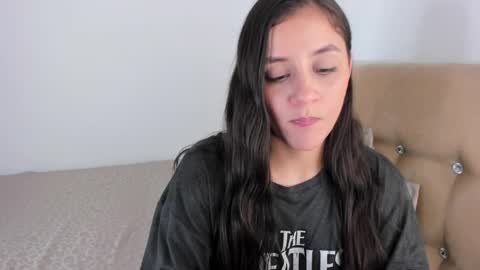 Jennifer online show from March 27, 3:01 am