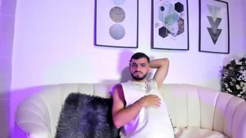 emmanuelvoss online show from April 21, 3:13 am