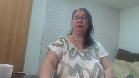 emmasquirt69 online show from February 3, 9:52 pm