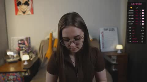 Mia online show from February 13, 4:21 pm